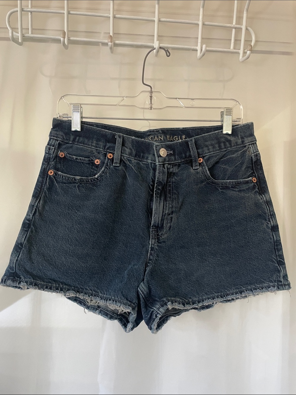 Womens American Eagle Dark Blue Relaxed Denim Shorts size 6